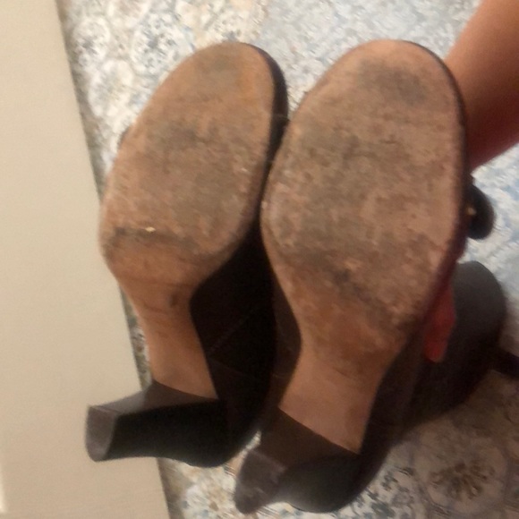 Authentic vintage Dior boots - Picture 4 of 8